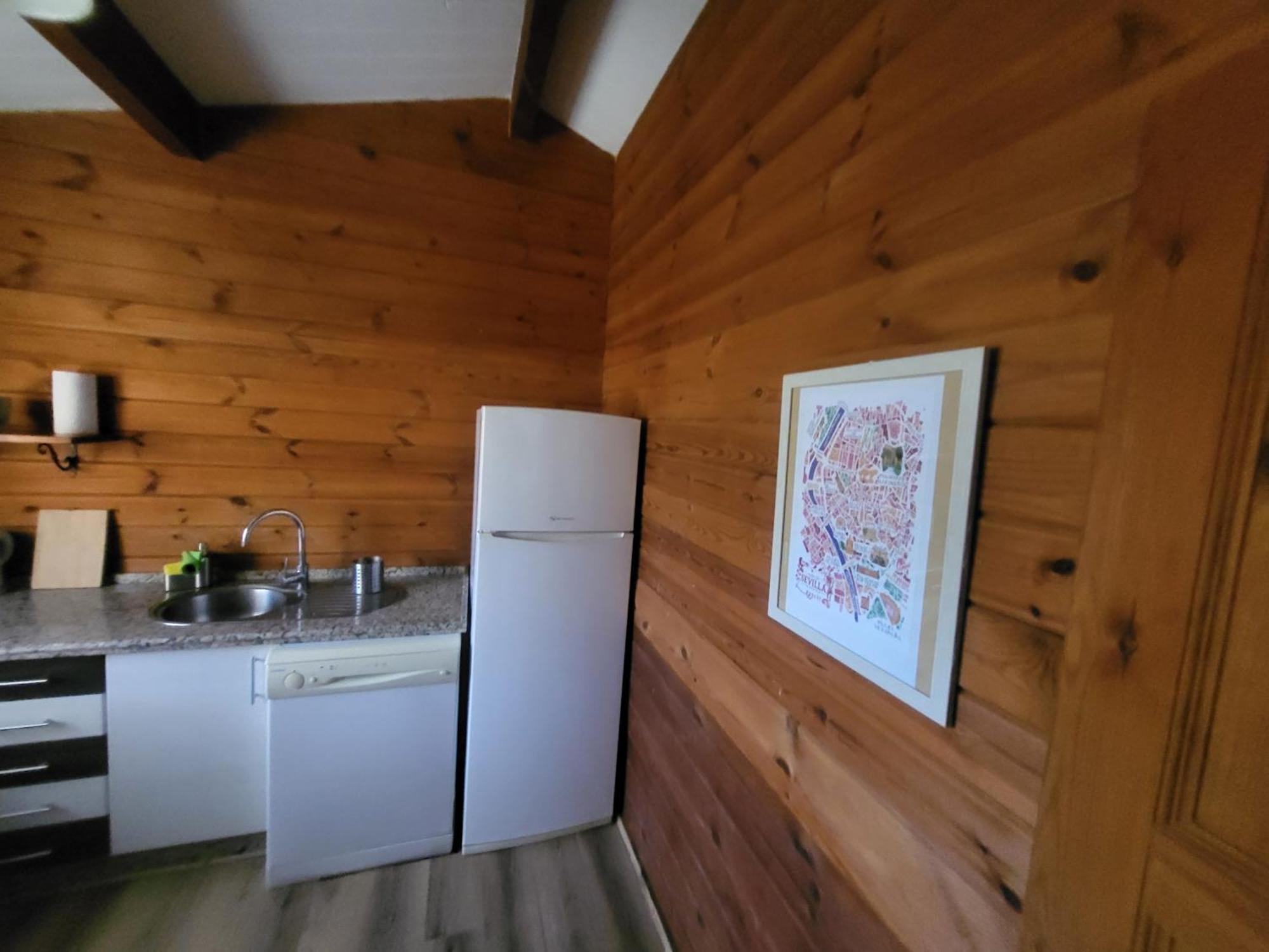Вилла Casa Madera Urbanizacion Socorro Севилья Экстерьер фото