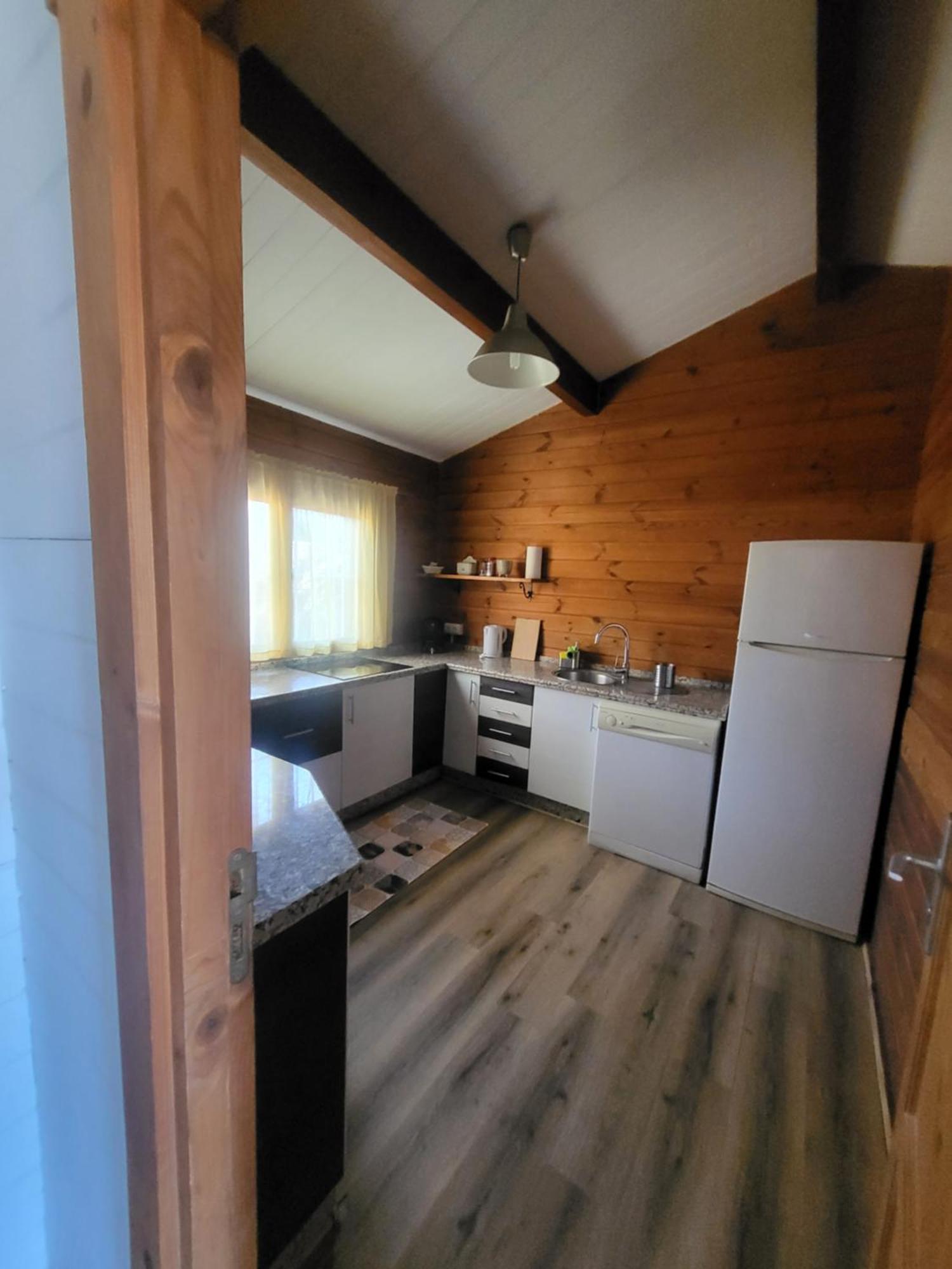 Вилла Casa Madera Urbanizacion Socorro Севилья Экстерьер фото